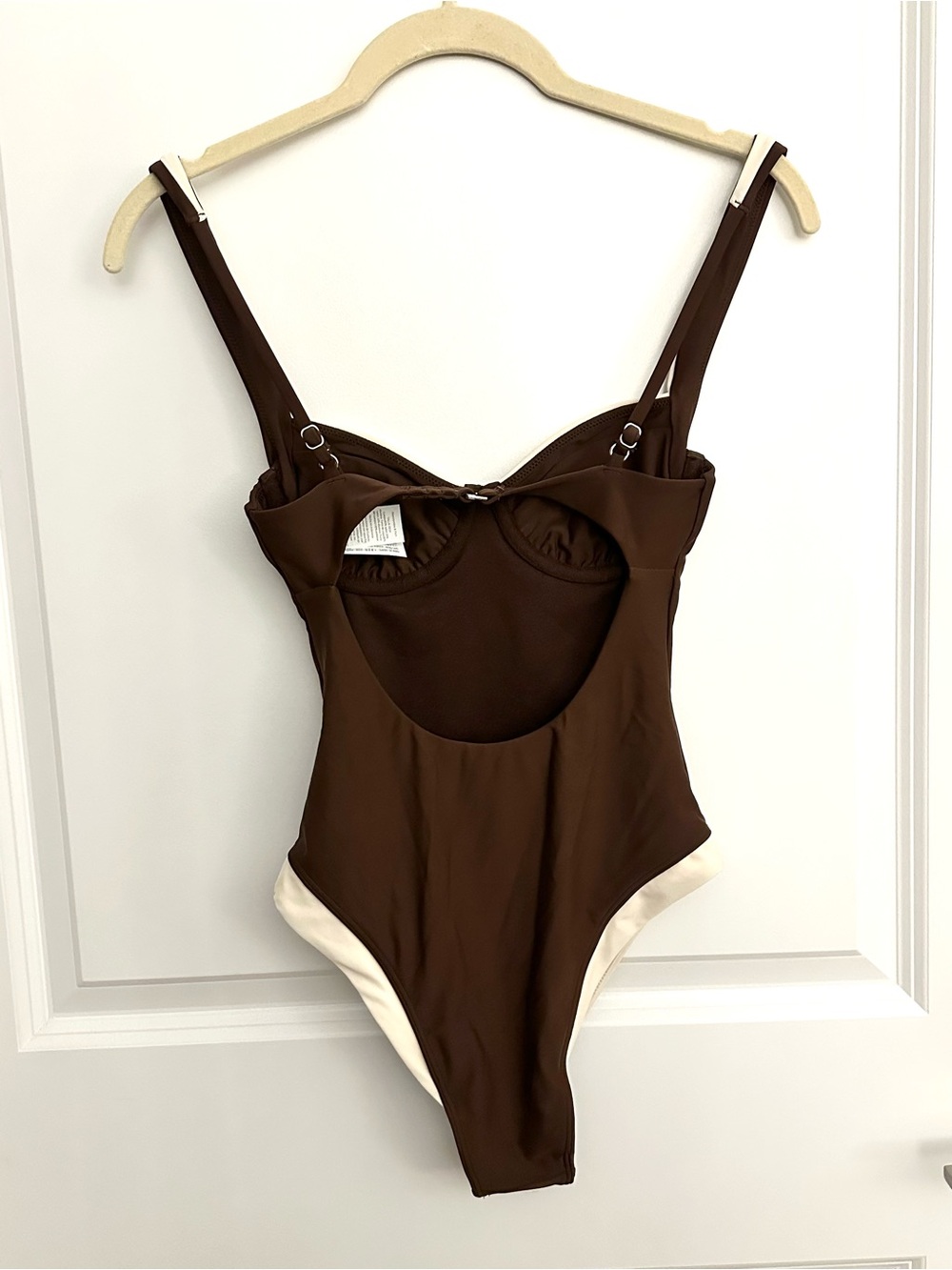 Abercrombie & Fitch Underwire One Piece Swimsuit NWT XXS - Picture 4 of 5